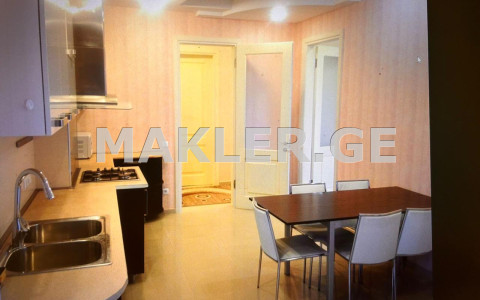  Сдаётся 4 комнатная  Квартира в Ваке  на ул. Мосашвили 