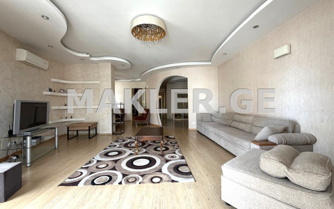  Kiralık 4   Daire in Vake dist.  in Mosashvili st. 