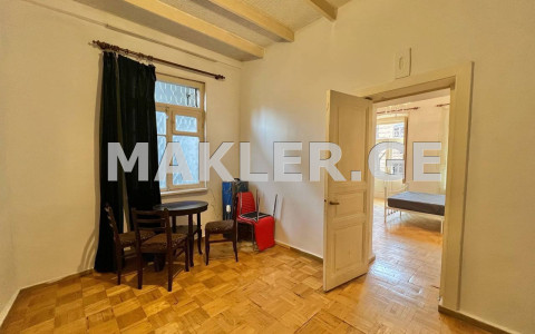  ქირავდება 2 ოთახიანი  ბინა ვერაზე  ე. ტატიშვილის ქუჩაზე 