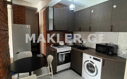  ქირავდება 2 ოთახიანი  ბინა საბურთალოზე  ჭიათურის ქუჩაზე 