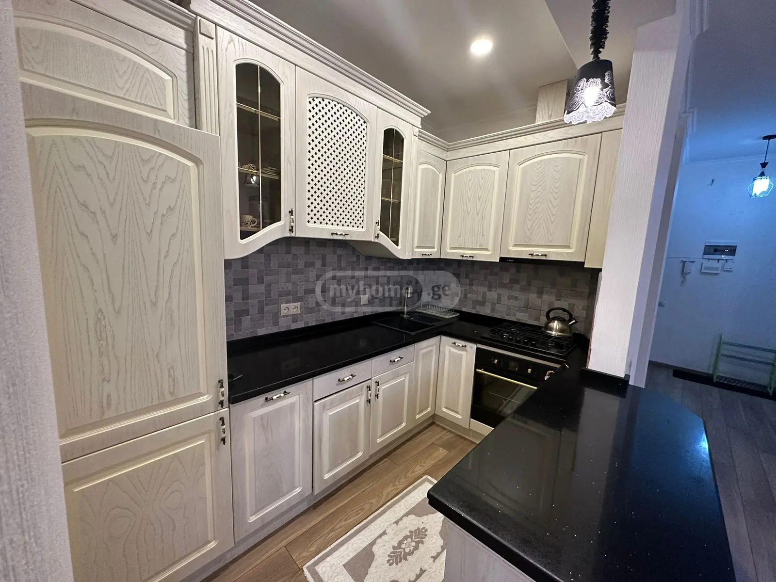  Сдаётся 2 комнатная  Квартира в Ваке  на пр. И. Чавчавадзе 