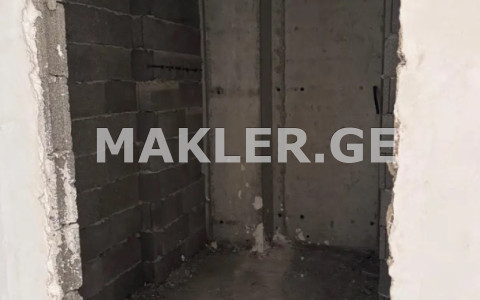  Продается 3 комнатная  Квартира в Ваке  На Ул. Паата Датуашвили 
