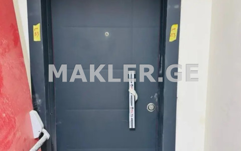  Продается 3 комнатная  Квартира в Ваке  На Ул. Паата Датуашвили 