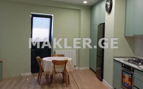  Продается 3 комнатная  Квартира в Сабуртало  на пр. Геловани 