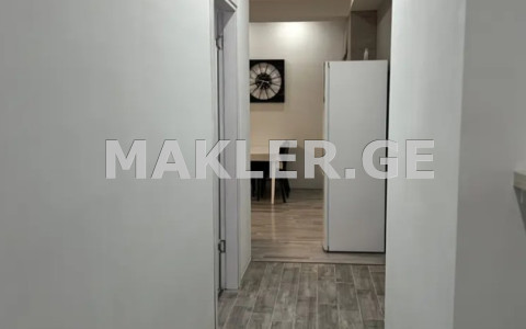  იყიდება 3 ოთახიანი  ბინა ნუცუბიძის პლატოზე