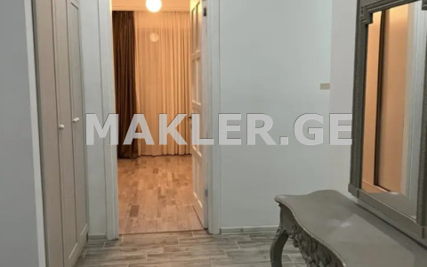  იყიდება 3 ოთახიანი  ბინა ნუცუბიძის პლატოზე