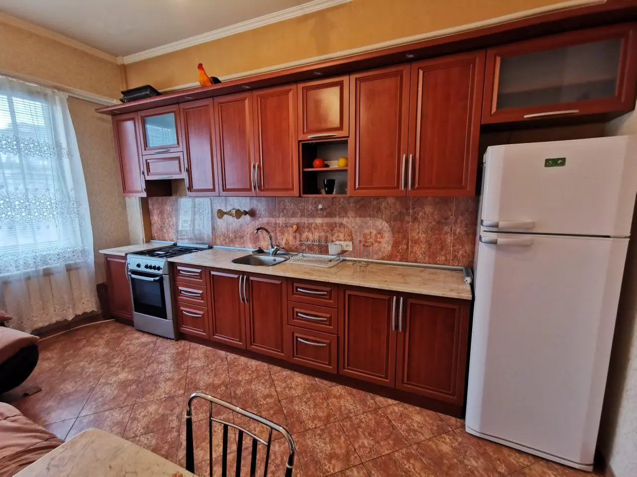  იყიდება 3 ოთახიანი  ბინა საბურთალოზე  სულხან ცინცაძის ქუჩაზე 