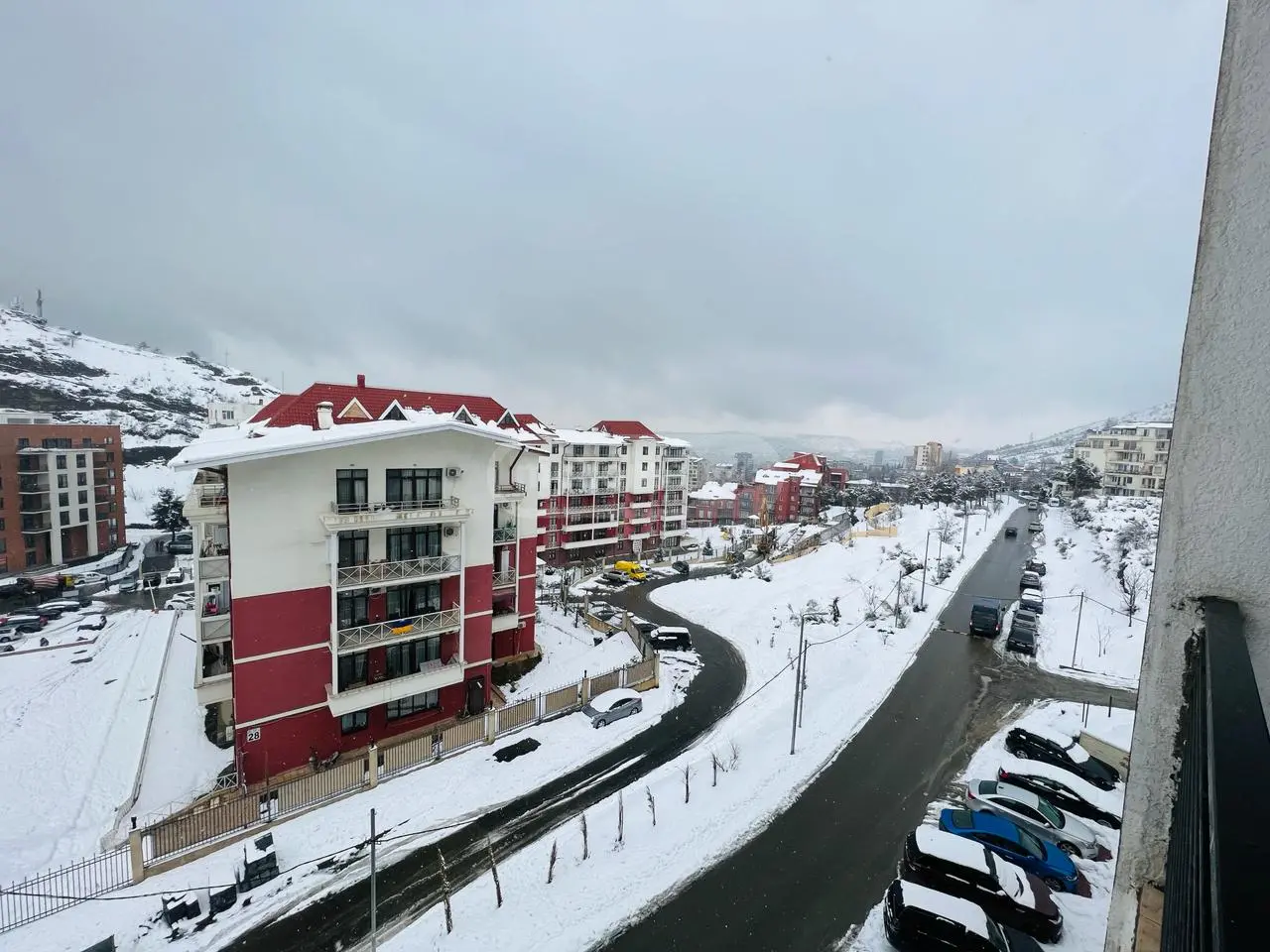  Сдаётся 3 комнатная  Квартира в Ваке  на ул. Н. Джвания 