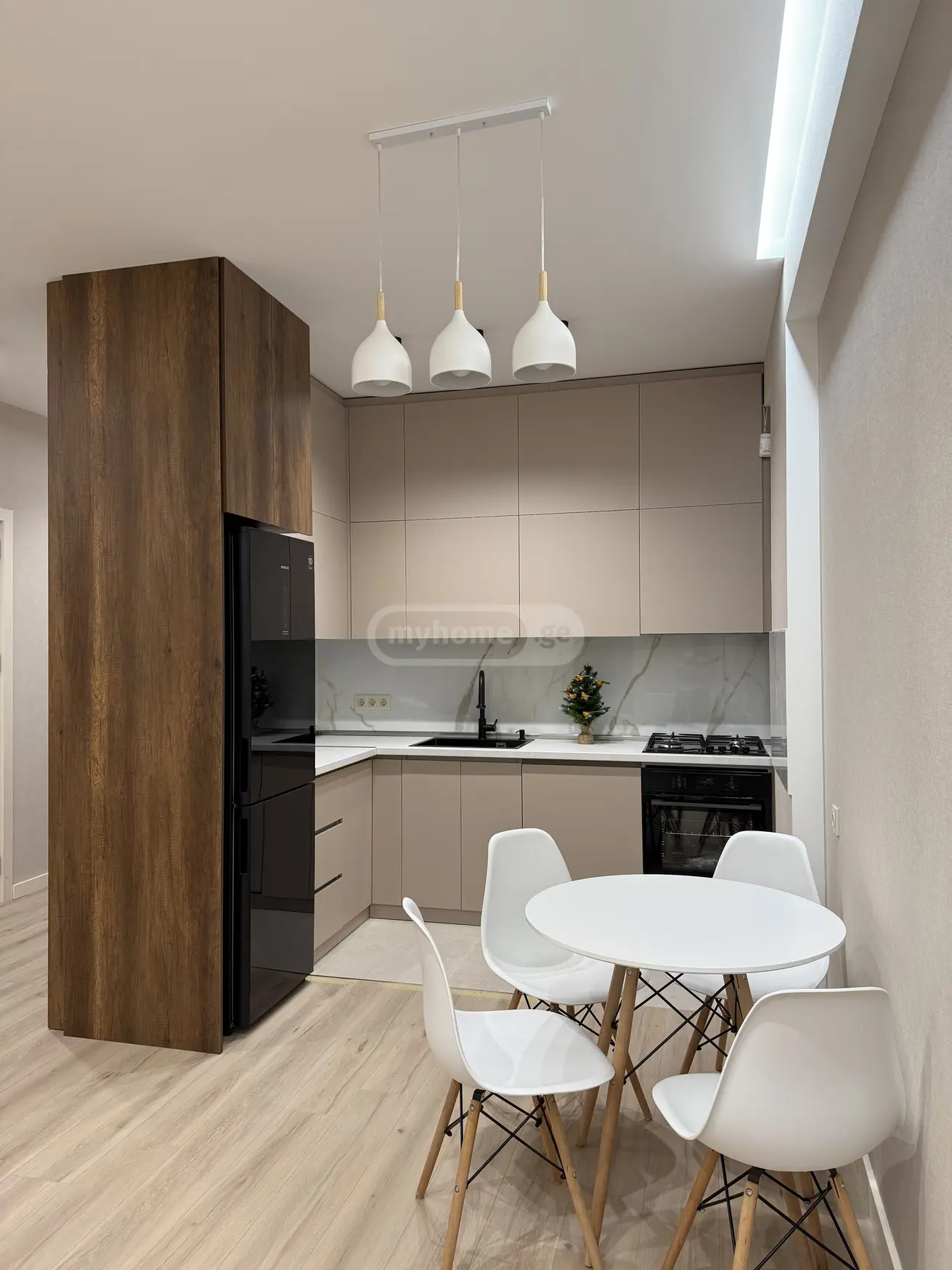  For Rent 3 room  Apartment near the Lisi lake