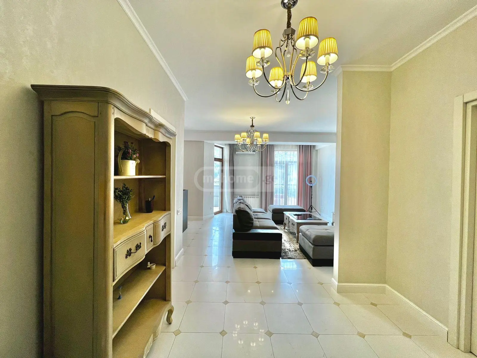  Сдаётся 2 комнатная  Квартира в Ваке  на пр. И. Чавчавадзе 