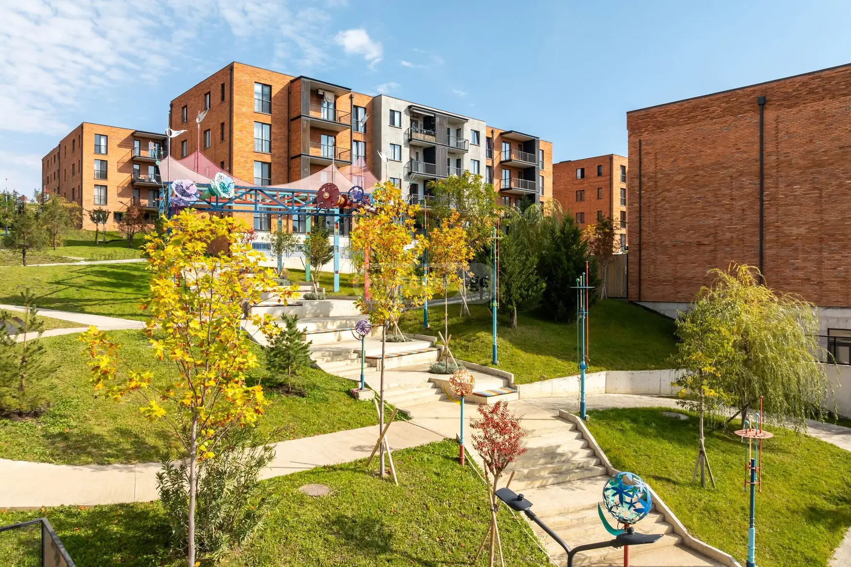  ქირავდება 2 ოთახიანი  ბინა ლისის ტბაზე