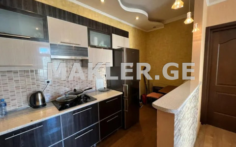  Продается 4 комнатная  Квартира в Сабуртало  на ул. Кавтарадзе 