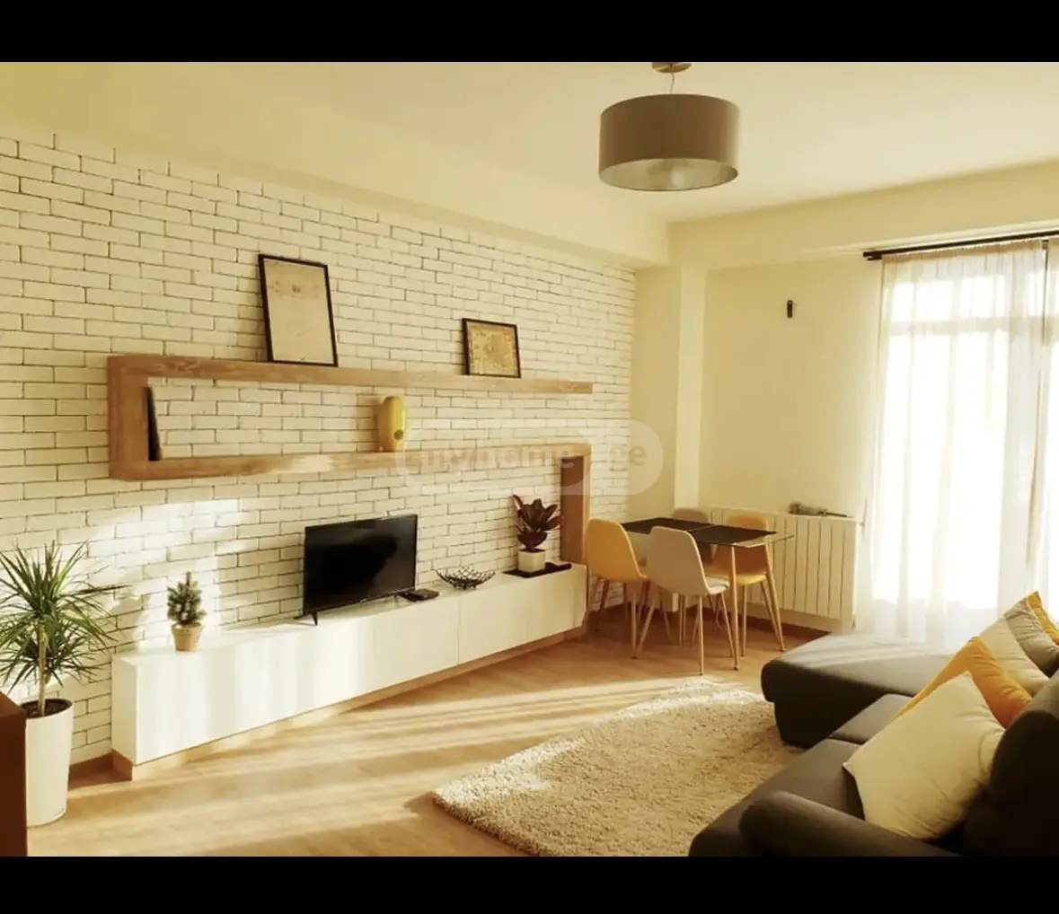  Сдаётся 2 комнатная  Квартира в Ваке  на ул. Кобулети 