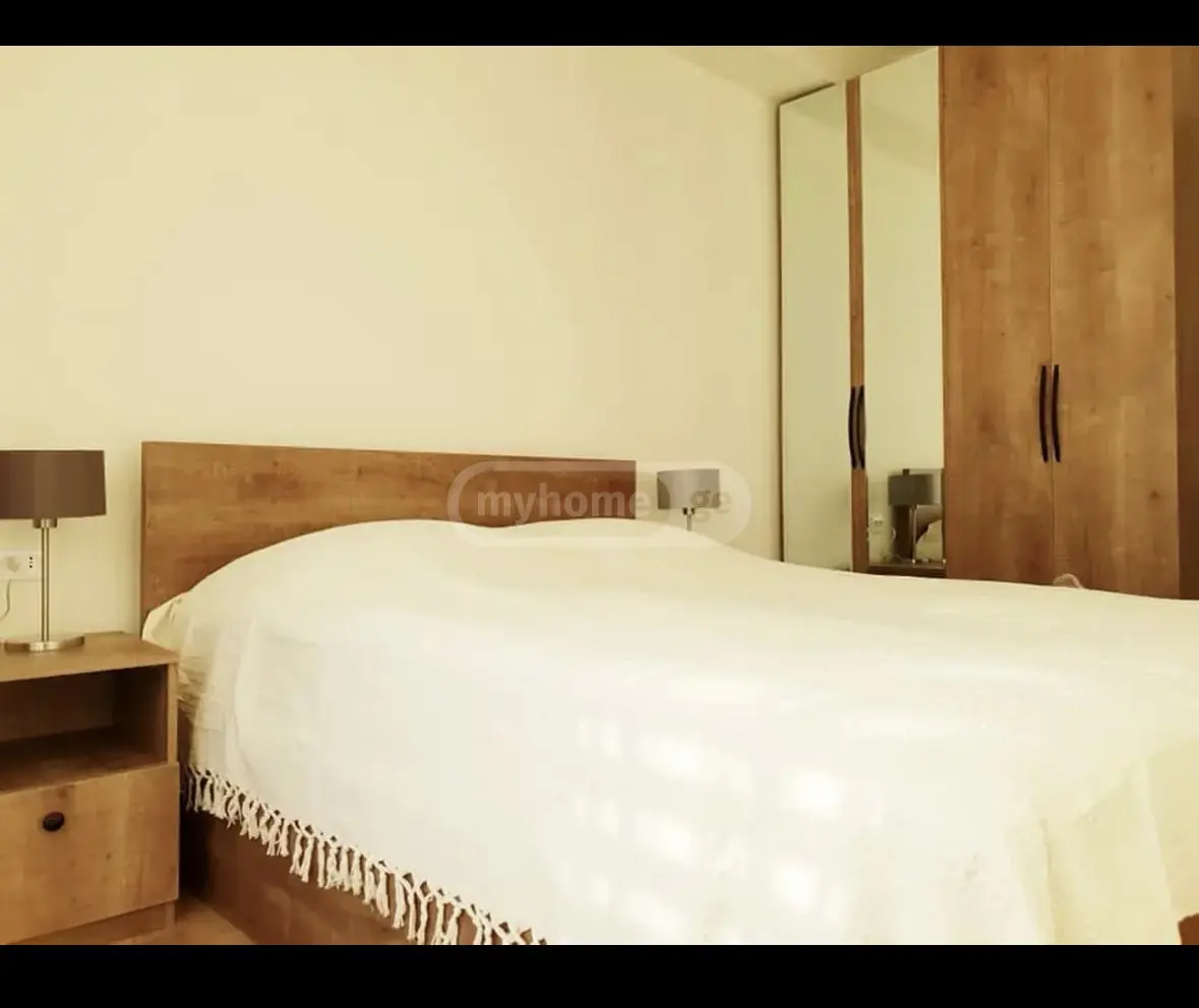  Сдаётся 2 комнатная  Квартира в Ваке  на ул. Кобулети 