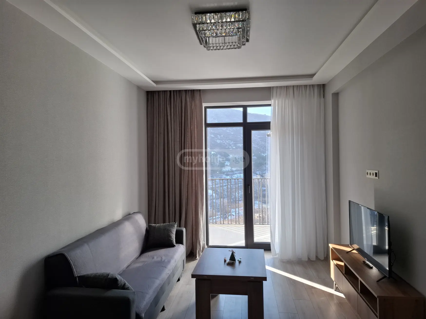  ქირავდება 2 ოთახიანი  ბინა ლისის ტბაზე  ავთო ვარაზის ქუჩა 