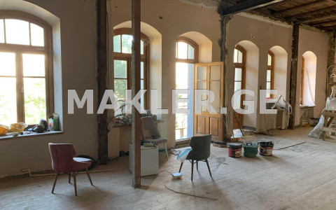  Продается 400 m² площадь Коммерческая площадь в Чугурети  на пр. Агмашенебели 