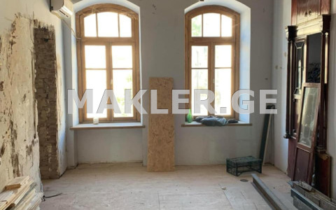  Продается 400 m² площадь Коммерческая площадь в Чугурети  на пр. Агмашенебели 