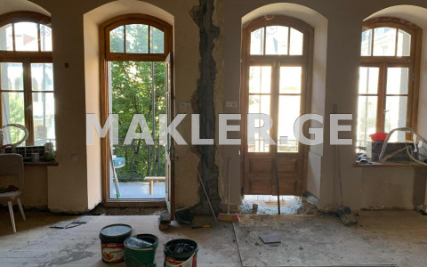  Продается 400 m² площадь Коммерческая площадь в Чугурети  на пр. Агмашенебели 