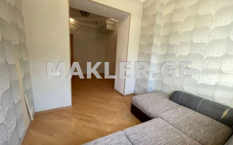  იყიდება 3 ოთახიანი  ბინა ორთაჭალაში  გორგასლის ქუჩაზე 