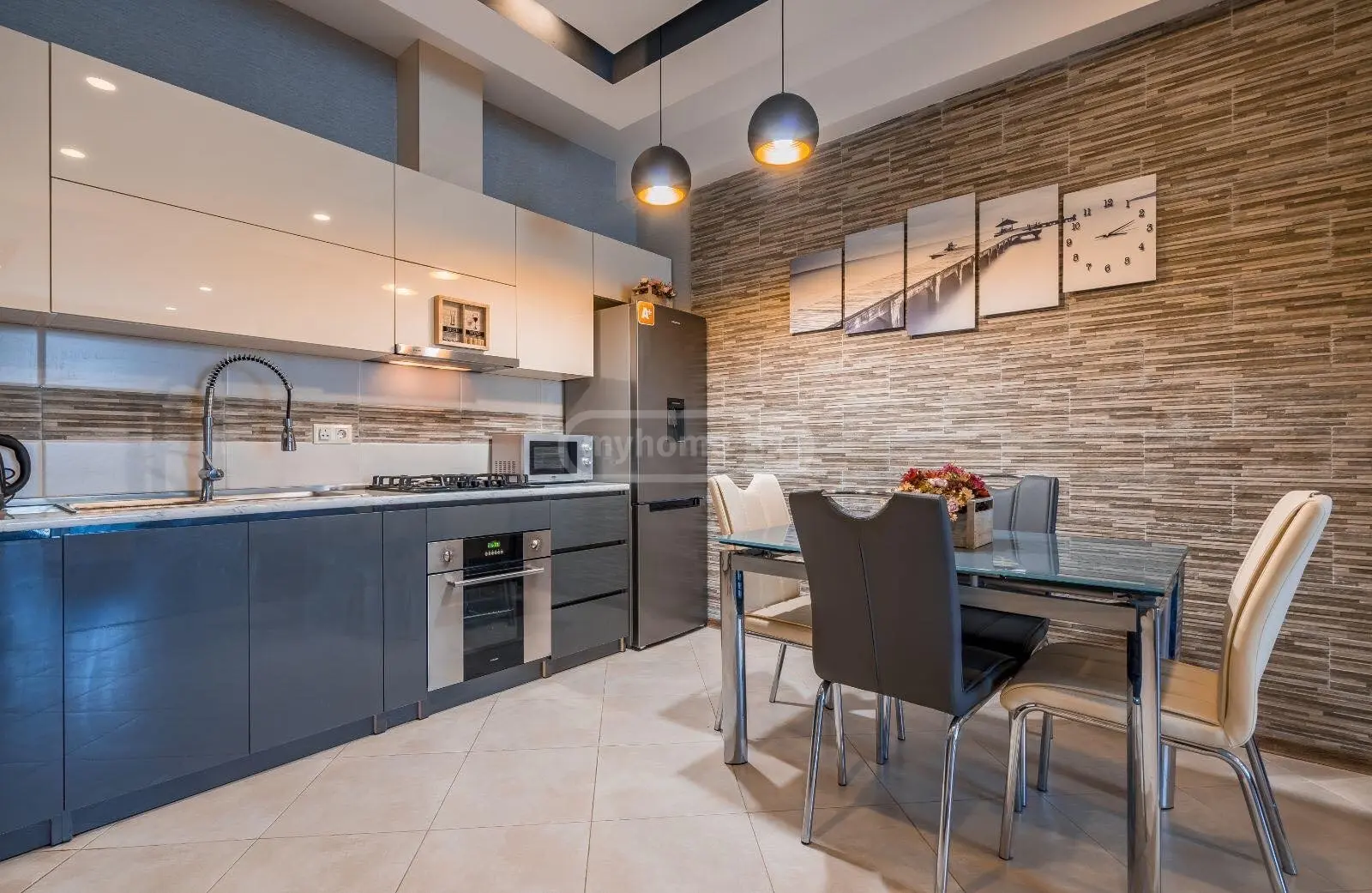  For Rent 4 room  Apartment in Saburtalo dist.  on Kostava st. 