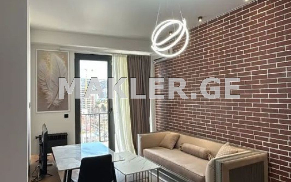  Продается 2 комнатная  Квартира в Ортачале  на ул. Гулия 