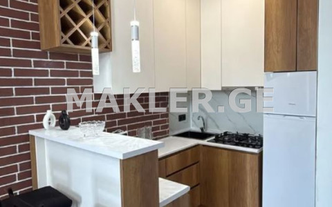  Продается 2 комнатная  Квартира в Ортачале  на ул. Гулия 