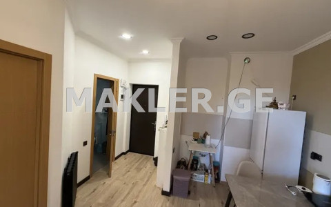  Продается 2 комнатная  Квартира в Сабуртало  на ул. Ана Политковская 