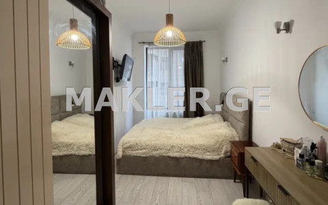  Продается 2 комнатная  Квартира в Сабуртало  на ул. Бурдзгла 