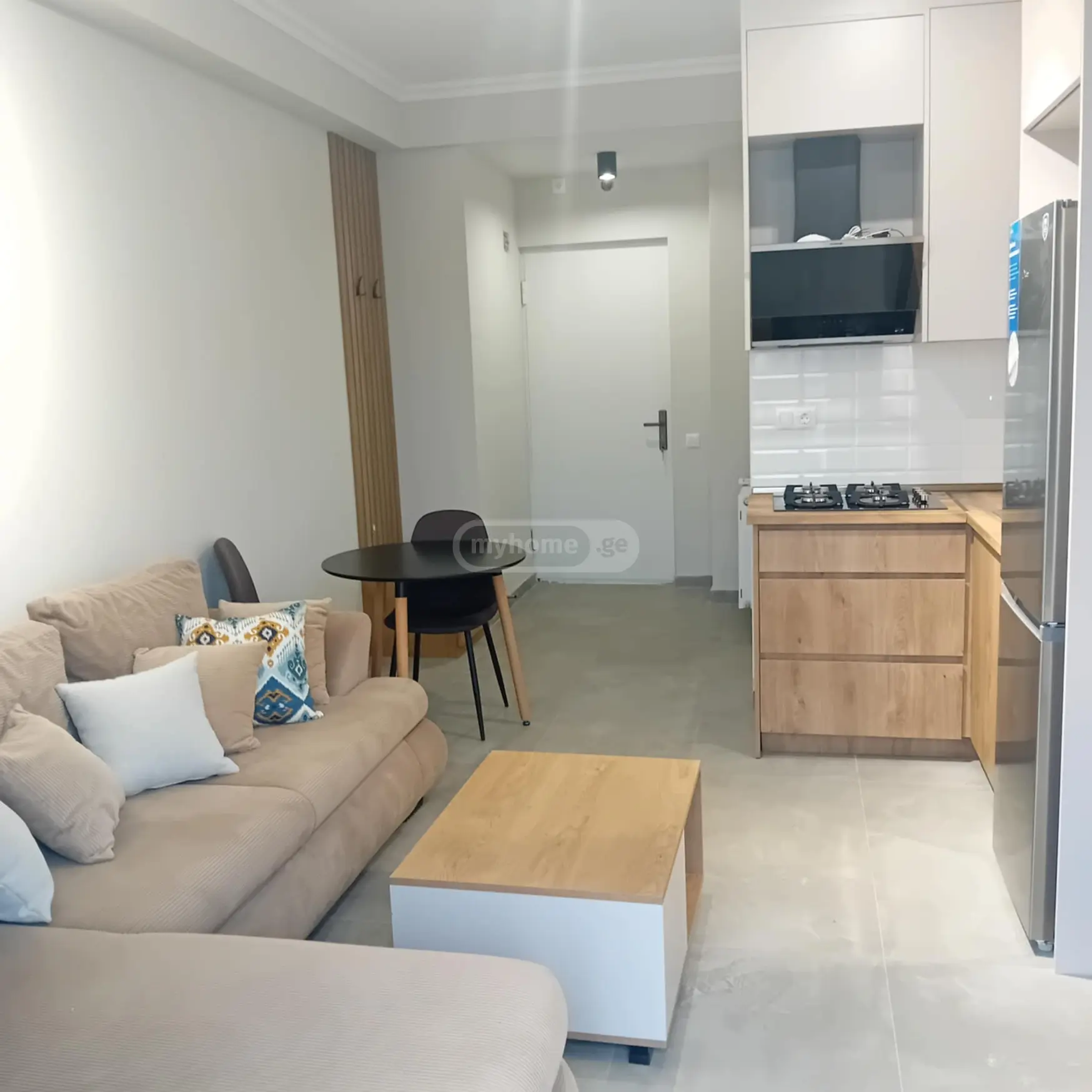  იყიდება 2 ოთახიანი  ბინა ნუცუბიძის პლატოზე