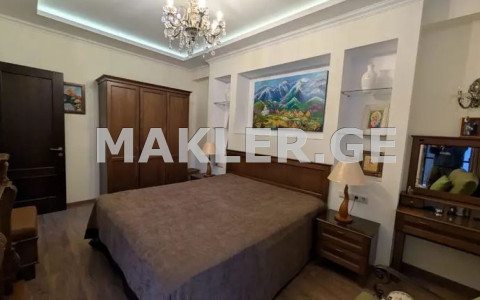  For Sale 4 room  Apartment in Ortachala  in Vezirovi st. 