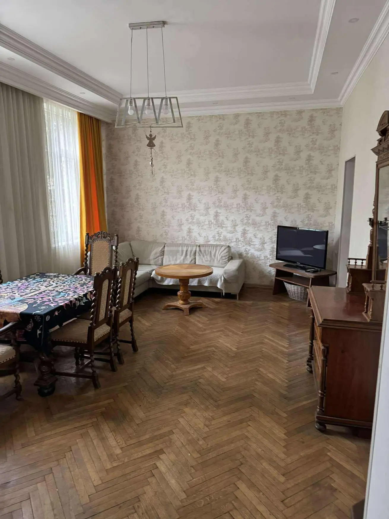  Продается 3 комнатная  Квартира на Вера  на ул. Г. Ахвледиани 