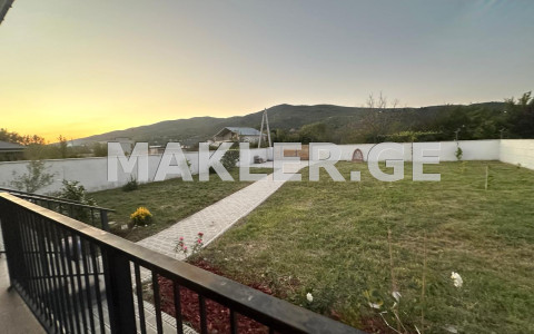  იყიდება 900 m² ფართობის აგარაკი მისაქციელში