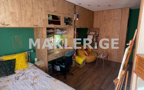  იყიდება 1 ოთახიანი  ბინა საბურთალოზე  ნუცუბიძის ქუჩაზე 