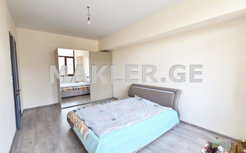  For Sale 2 room  Apartment in Vake dist.  on Tamarashvili st. 