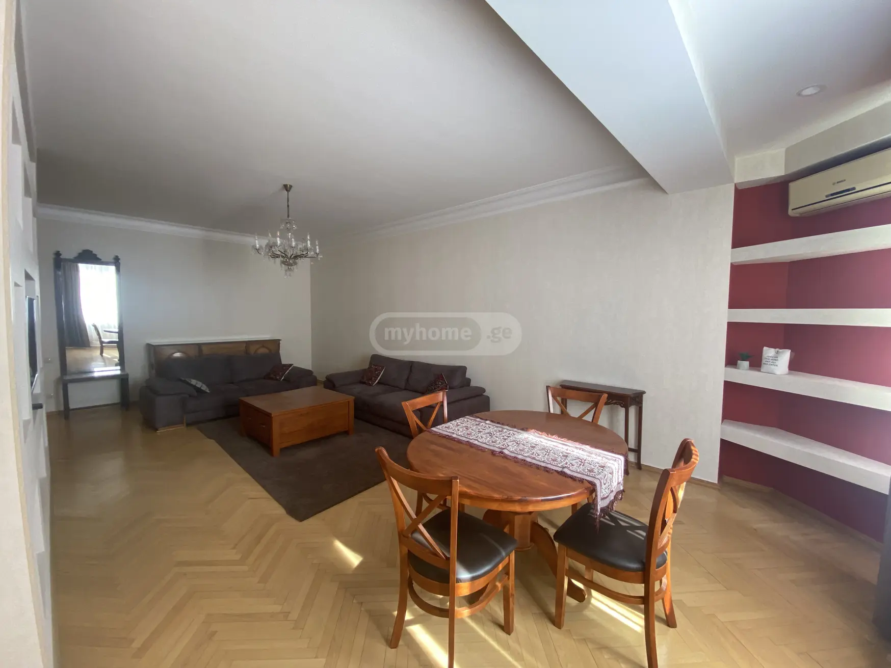  For Rent 3 room  Apartment in Mtatsminda dist. (Old Tbilisi)  in Shevchenko st. 