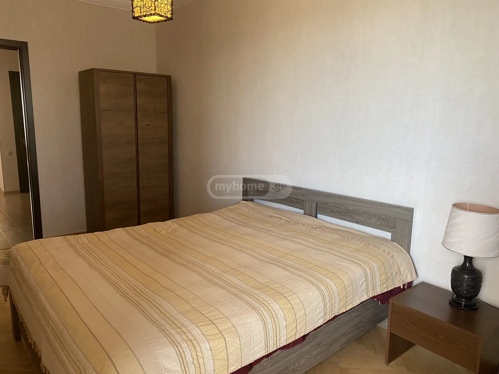  For Rent 3 room  Apartment in Mtatsminda dist. (Old Tbilisi)  in Shevchenko st. 