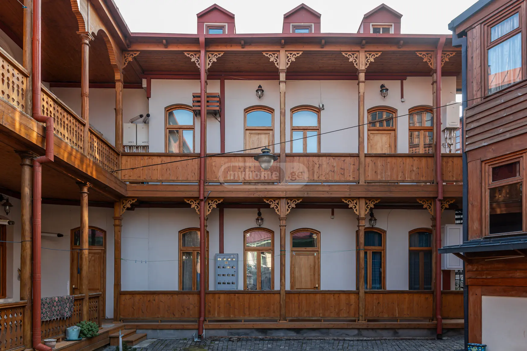  For Rent 3 room  Apartment in Mtatsminda dist. (Old Tbilisi)  in Orbeliani square. 