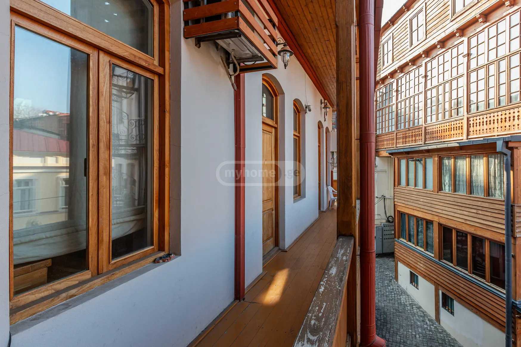  For Rent 3 room  Apartment in Mtatsminda dist. (Old Tbilisi)  in Orbeliani square. 