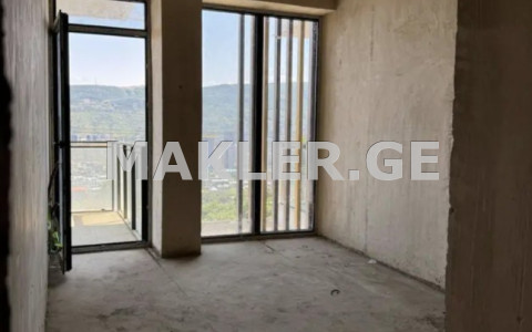  იყიდება 3 ოთახიანი  ბინა ლისის ტბაზე