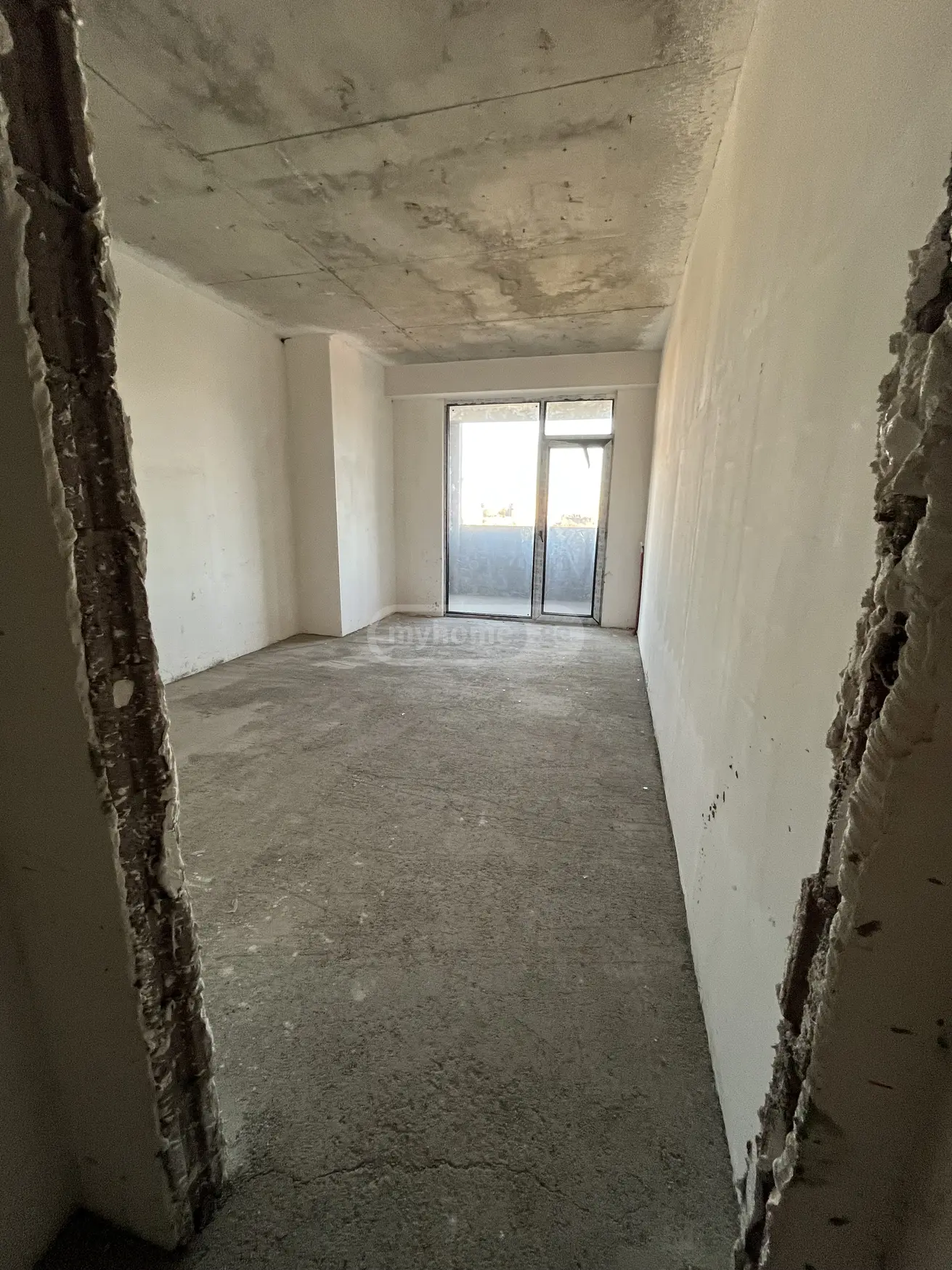  For Sale 3 room  Apartment in Ortachala  in Gulua st. 