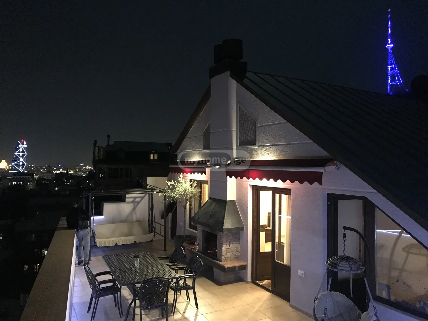  ქირავდება 6 ოთახიანი  ბინა ვერაზე  ჯანაშიას ქუჩაზე 