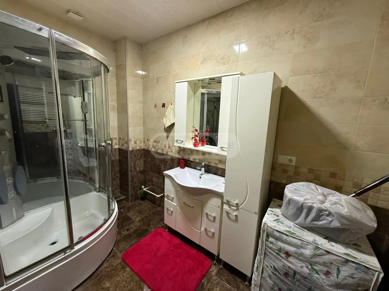  Сдаётся 3 комнатная  Квартира в Ведзиси  на ул. Ониашвили 