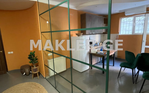  Сдаётся 101 m² площадь Офис в Ваке  на ул. Мосашвили 