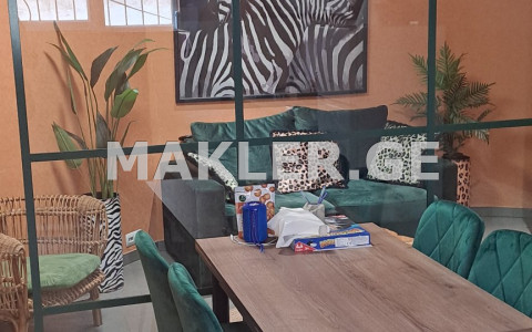  Сдаётся 101 m² площадь Офис в Ваке  на ул. Мосашвили 