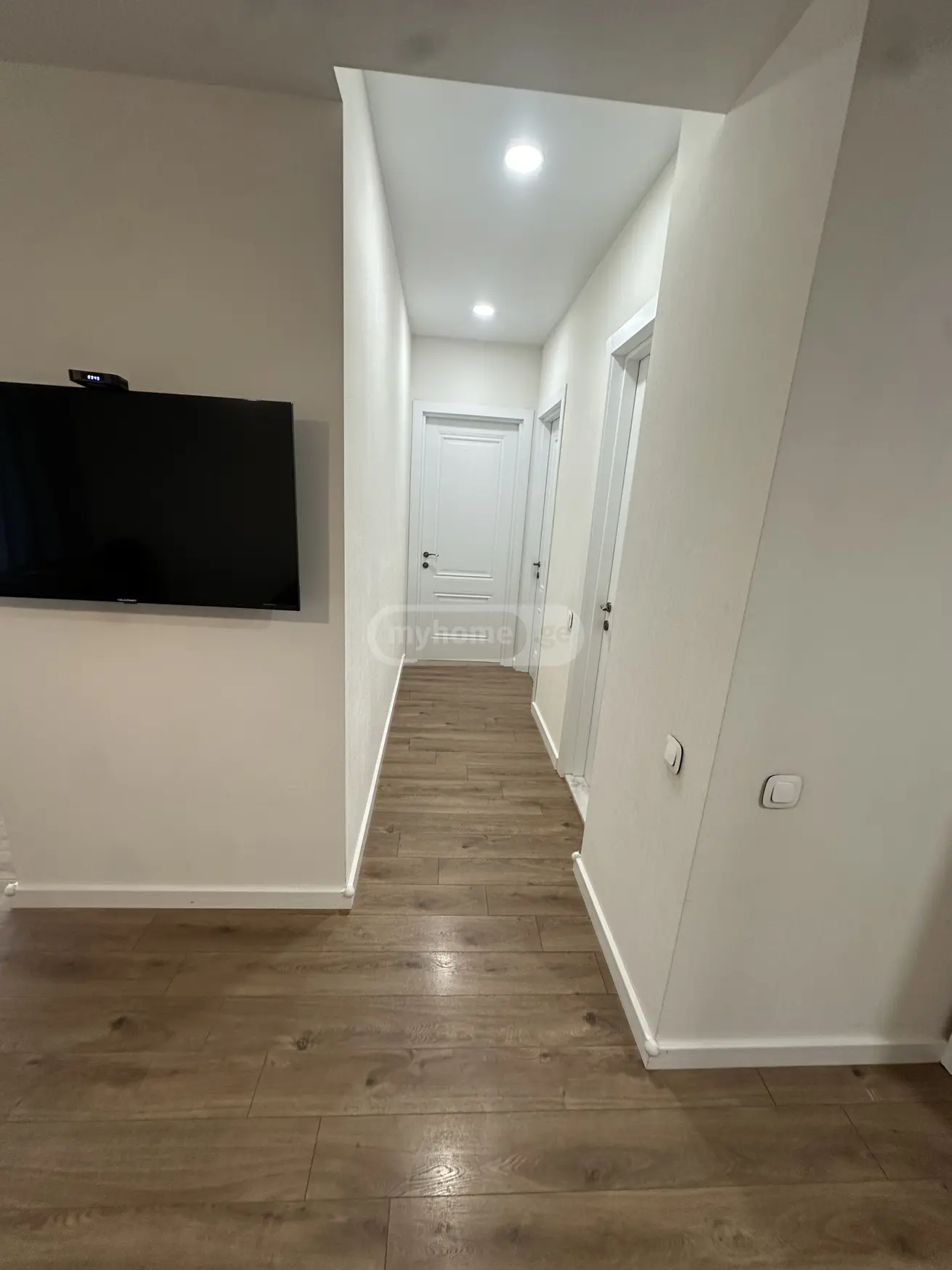  Сдаётся 3 комнатная  Квартира в Сабуртало  на ул. Миндели 