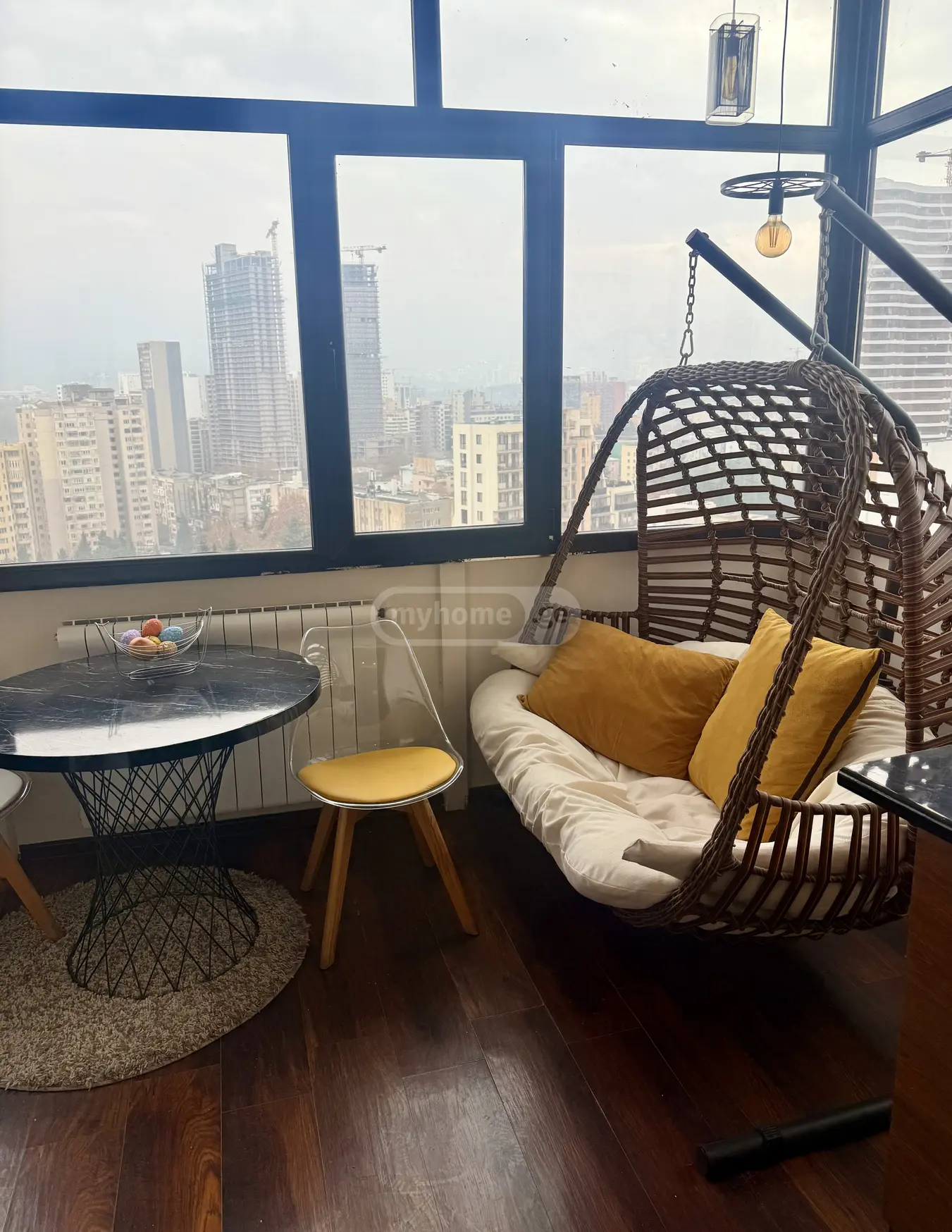  Сдаётся 3 комнатная  Квартира в Сабуртало  ул. З  и Т Залдастанишвили 