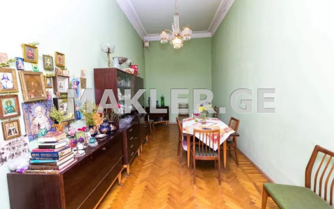  Satılık 3   Daire in Mtatsminda dist. (Old Tbilisi)  in Br. Zubalashvili st. 