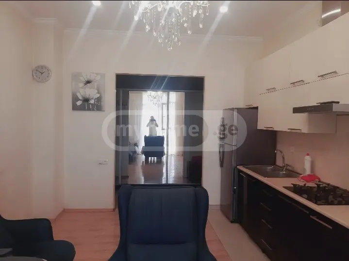  For Sale 3 room  Apartment in Navtlugi  in Iunker st. 