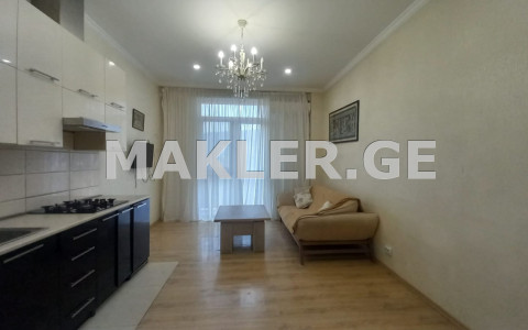  იყიდება 3 ოთახიანი  ბინა ნავთლუღში  იუნკერთა ქუჩაზე 