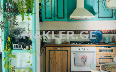  For Sale 3 room  Apartment in Mtatsminda dist. (Old Tbilisi)  in Bolo Agmarti st. 